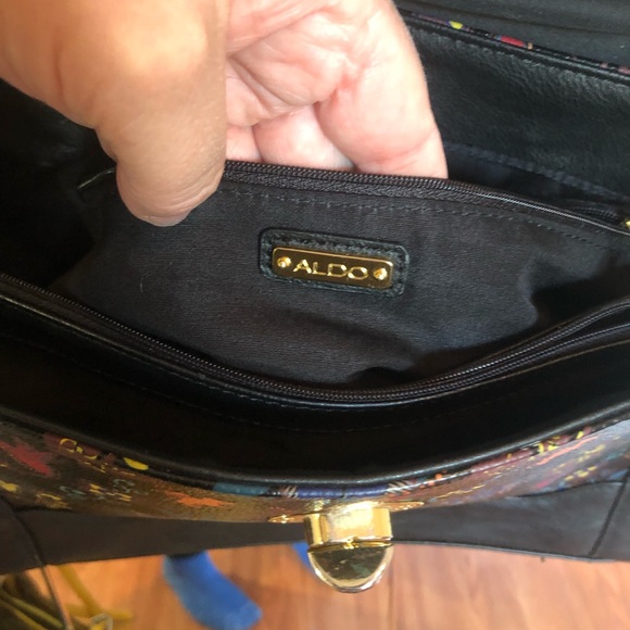 Aldo Black purse with multi-coloured Bird pattern - Picture 8 of 8